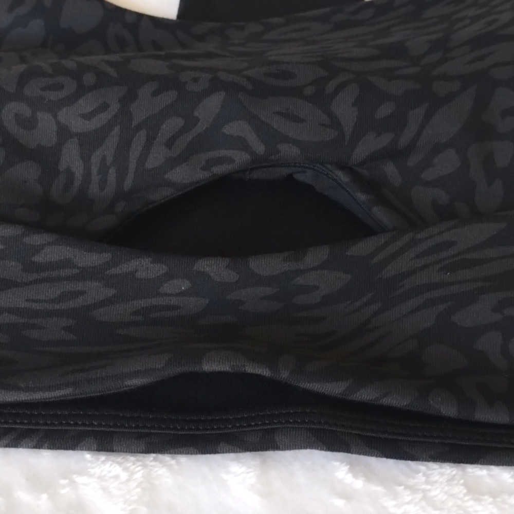 Ryderwear NWOT Rotation Black Leopard Sports Bra Large - Picture 5 of 10